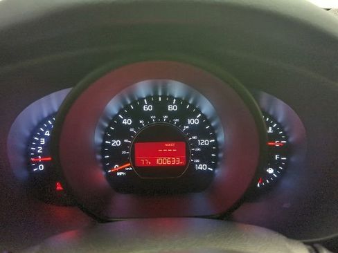 Used 2014 Kia Soul FWD image 14