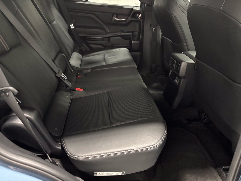 Used 2026 Toyota 4Runner Limited AWD/4WD image 53