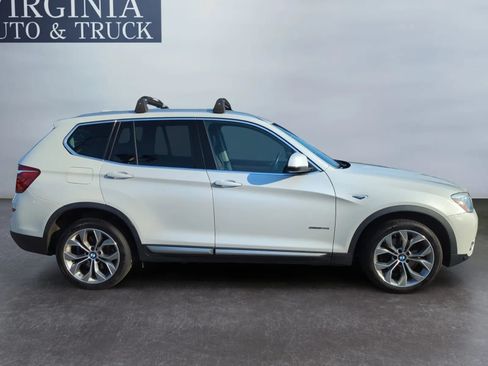 Used 2017 BMW X3 sDrive28i RWD image 7