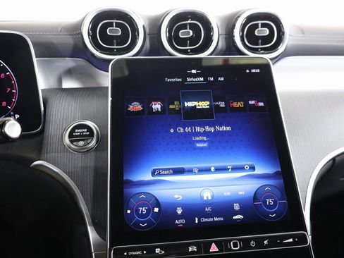 Certified 2025 Mercedes-Benz GLC 300 4MATIC image 18