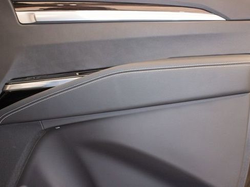 Used 2025 Cadillac Escalade Premium Luxury w/ Touring Package image 11