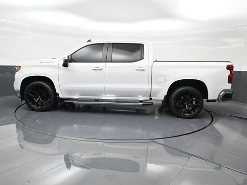 Used 2023 Chevrolet Silverado 1500 LT image 2