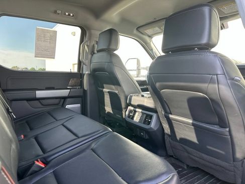 Used 2024 Ford F250 Lariat w/ Sport Appearance Package AWD/4WD image 23