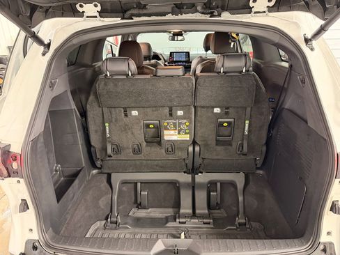 Used 2023 Toyota Sienna XSE image 24