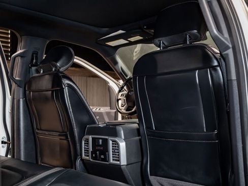 Used 2020 Ford F350 Platinum image 24