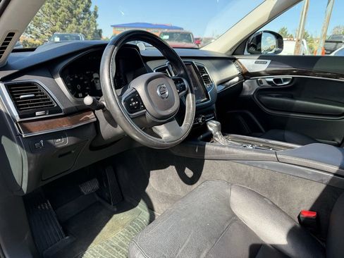 Used 2016 Volvo XC90 T6 Momentum w/ Momentum Plus Package AWD/4WD image 14