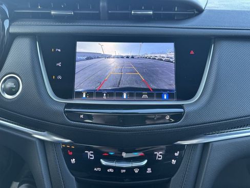 Certified 2022 Cadillac XT5 Sportv w/ Technology Package AWD/4WD image 17