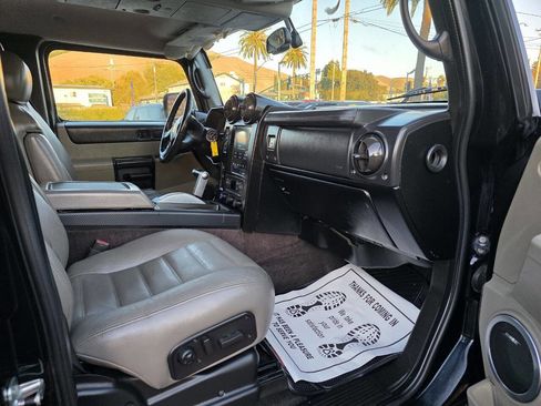 Used 2005 HUMMER H2 image 11