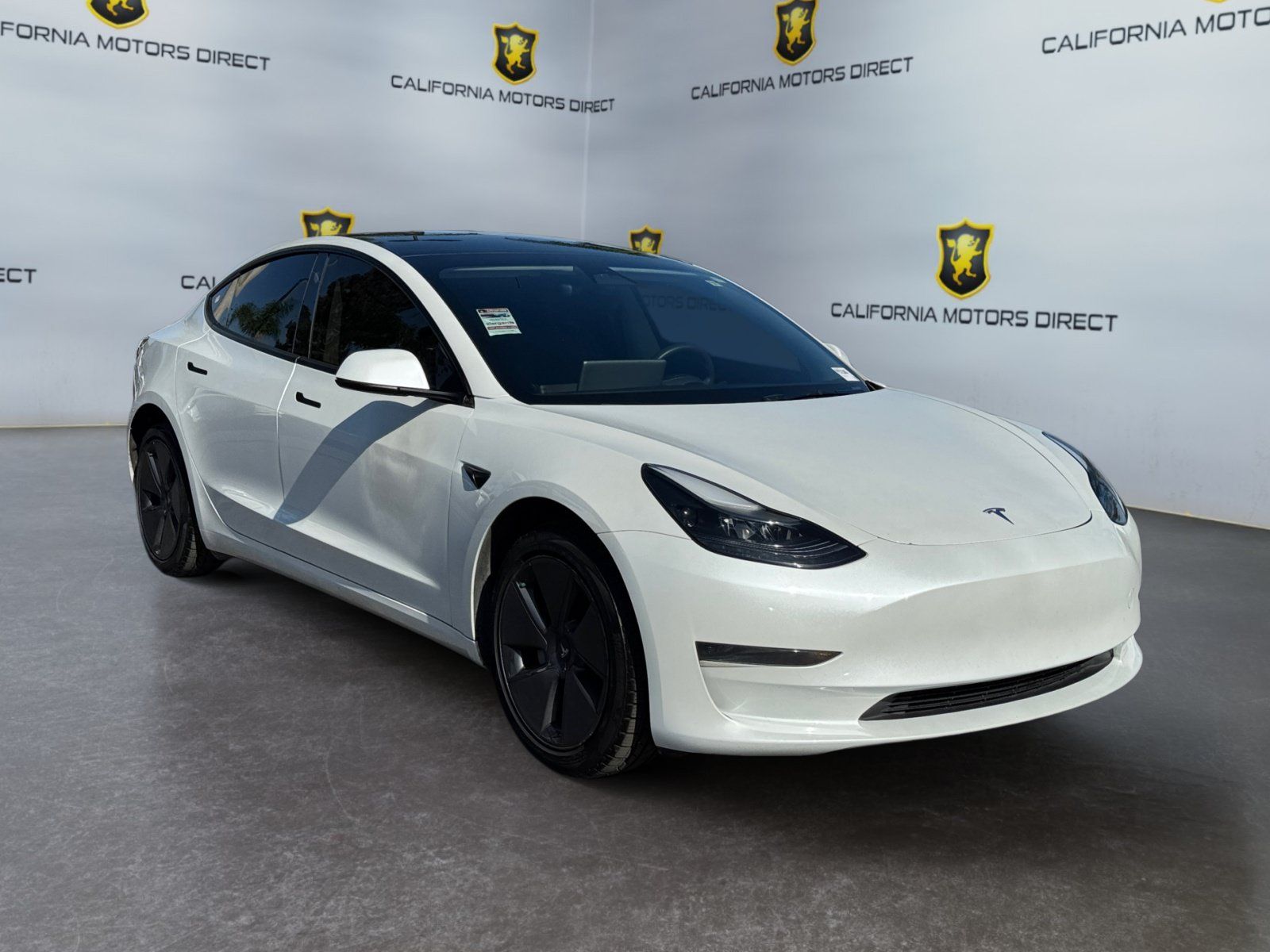 Used 2023 Tesla Model 3 Standard Range RWD image 7