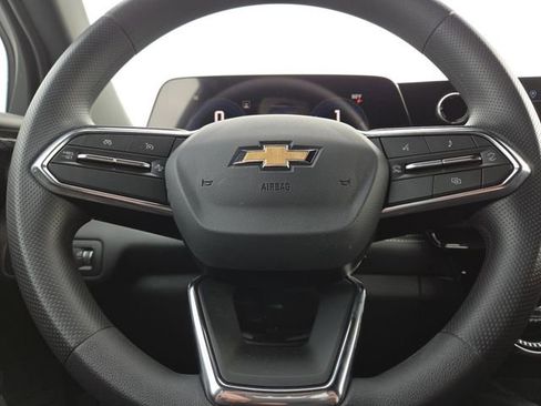 New 2025 Chevrolet Blazer EV LT image 30