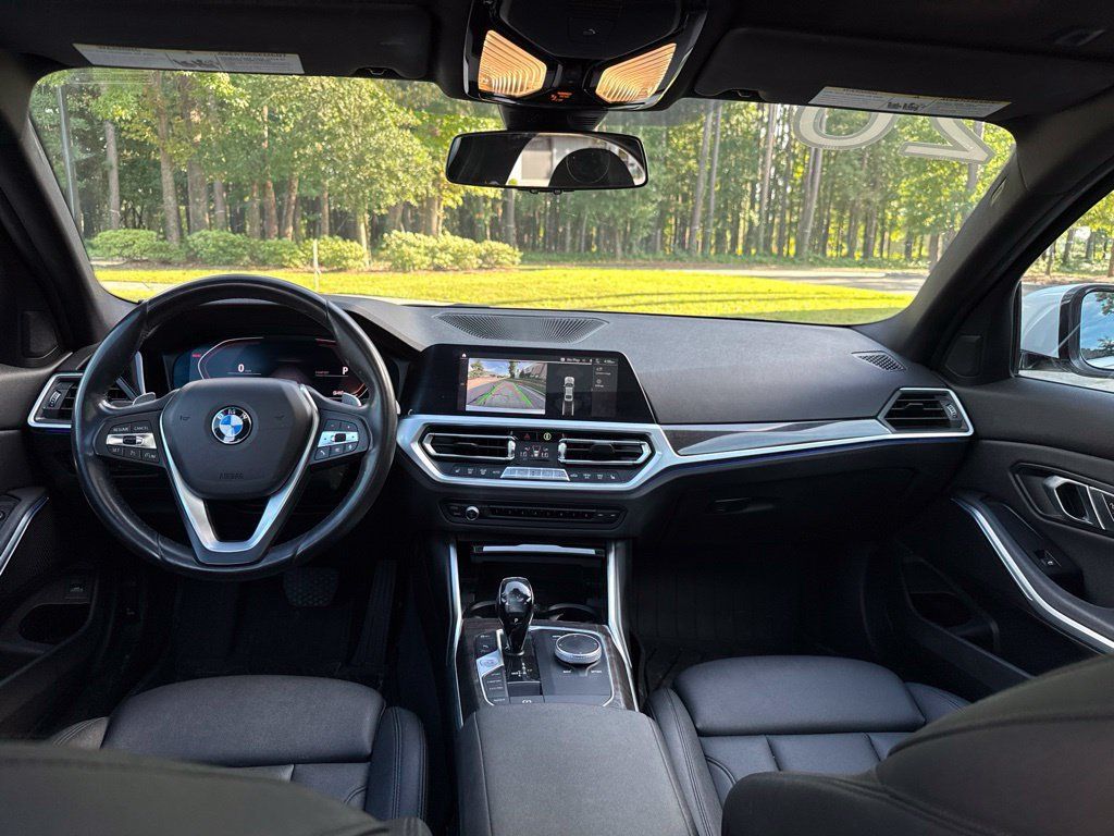 Used 2020 BMW 330i Sedan w/ Convenience Package RWD image 22