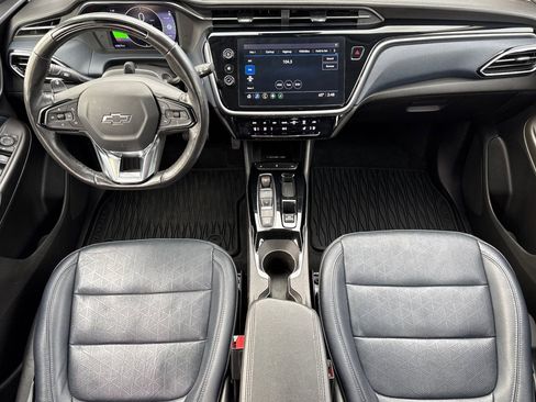 Used 2022 Chevrolet Bolt EUV Premier w/ Super Cruise Package image 13