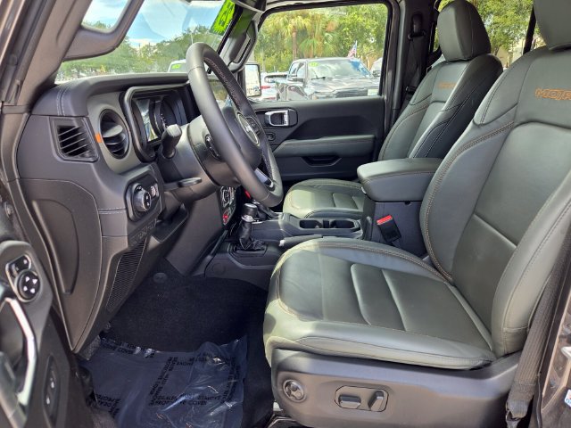 Certified 2025 Jeep Gladiator Mojave AWD/4WD image 14