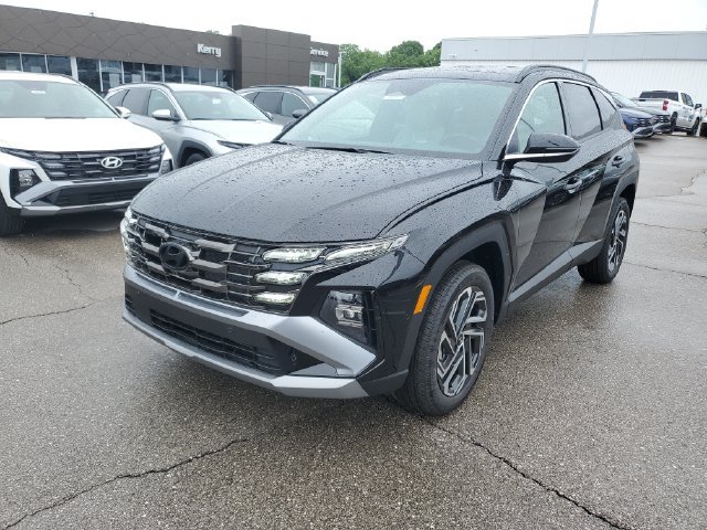 New 2026 Hyundai Tucson Limited AWD/4WD image 2