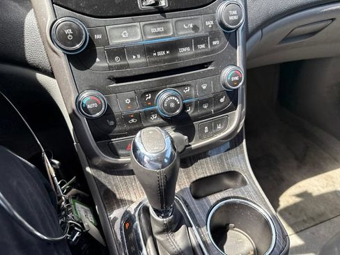 Used 2014 Chevrolet Malibu LT FWD image 20