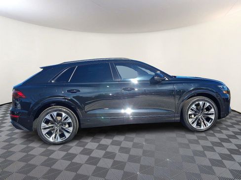 Certified 2025 Audi Q8 Premium Plus AWD/4WD image 7