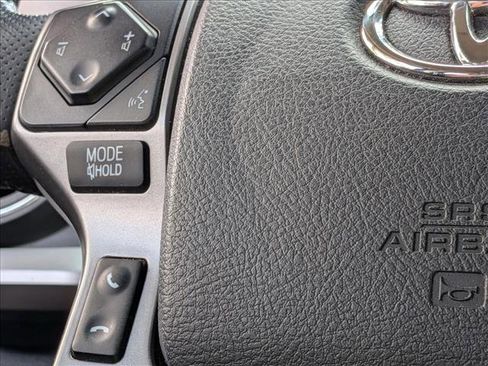 Used 2019 Toyota Tacoma SR5 RWD image 15