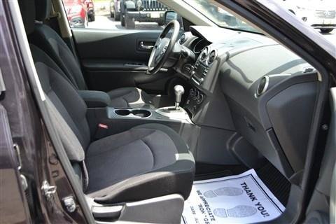 Used 2013 Nissan Rogue SV AWD/4WD image 19