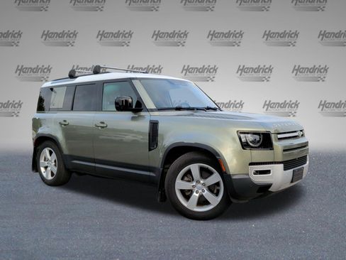 Used 2024 Land Rover Defender 110 S AWD/4WD image 2