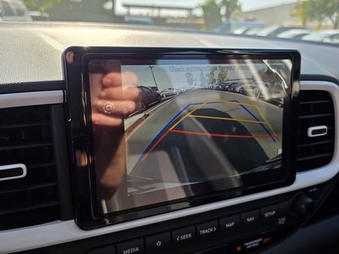 New 2025 Hyundai Venue Limited image 26