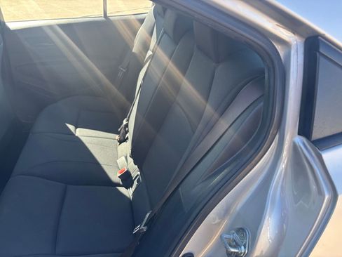 Used 2023 Toyota Corolla LE image 23