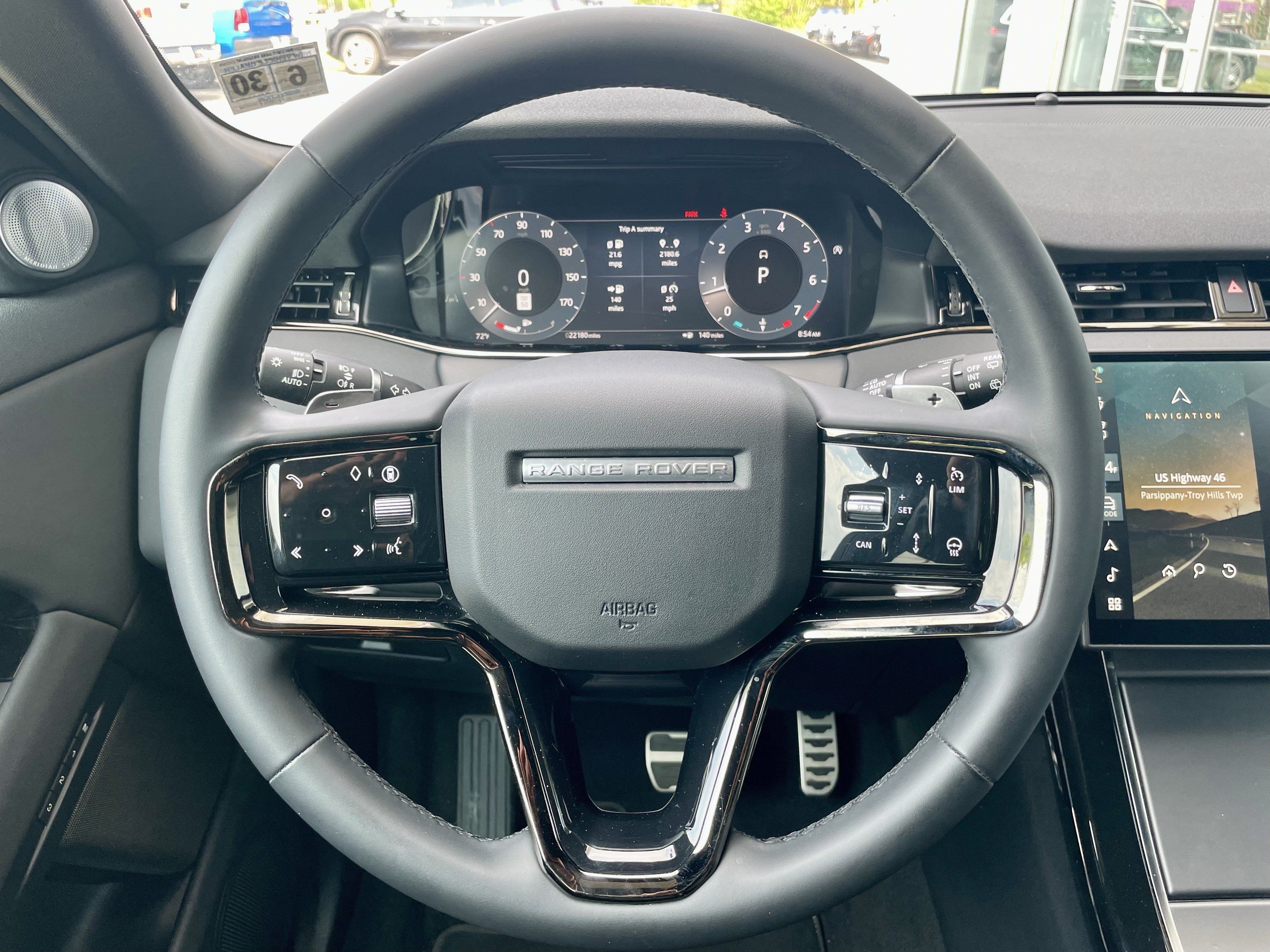 Certified 2025 Land Rover Range Rover Evoque Dynamic SE AWD/4WD image 21