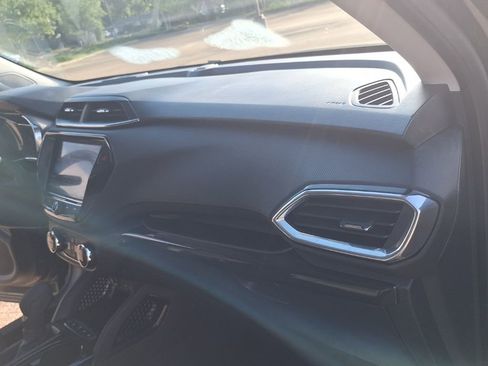 Certified 2023 Chevrolet TrailBlazer LT w/ Convenience Package image 26