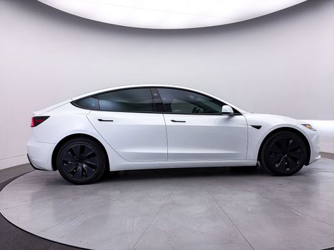 Used 2024 Tesla Model 3 Standard Range RWD image 36