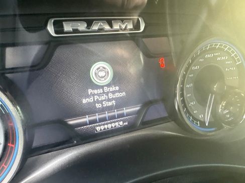 Used 2021 RAM 2500 Limited AWD/4WD image 13
