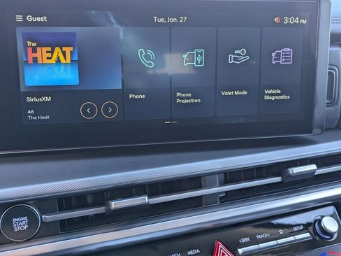 New 2026 Hyundai Santa Fe SEL FWD image 6