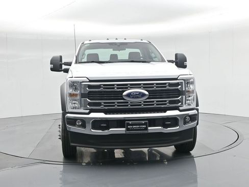 New 2025 Ford F550 2WD Regular Cab Super Duty image 45