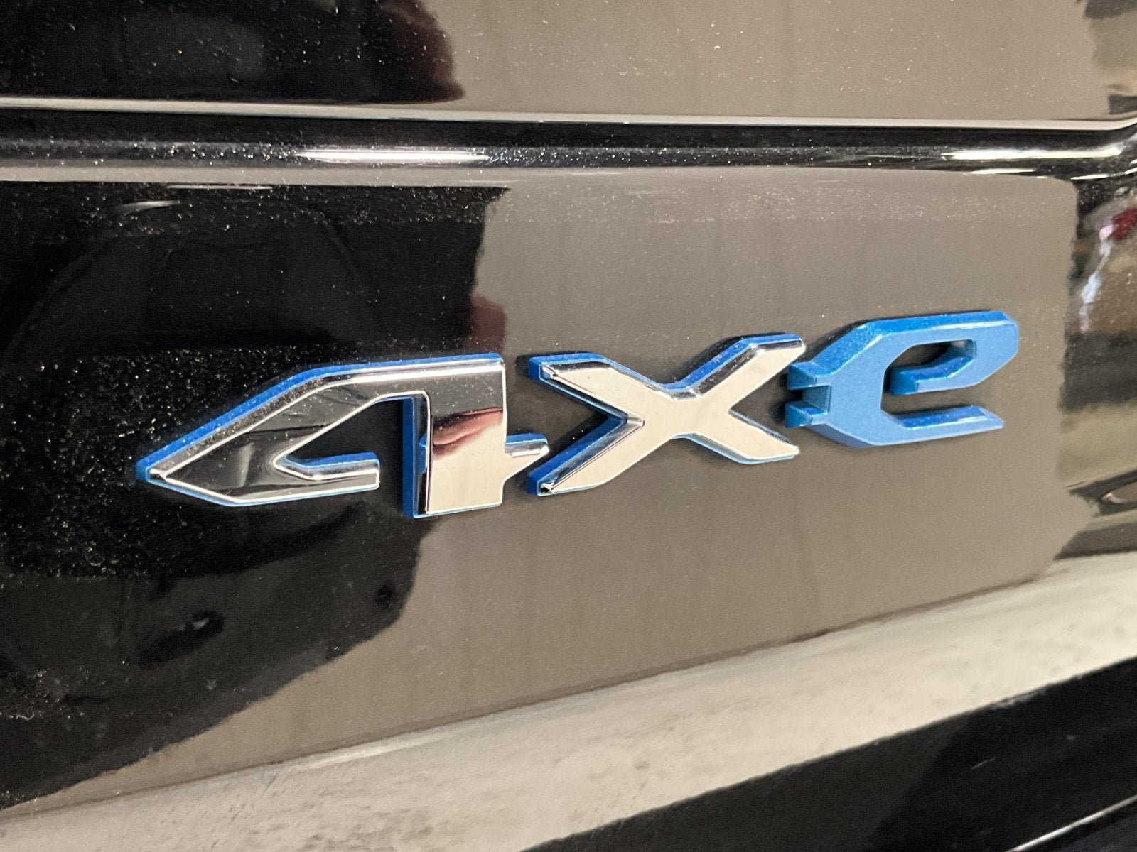 Used 2022 Jeep Grand Cherokee Limited 4xe w/ Luxury Tech Group II AWD/4WD image 11