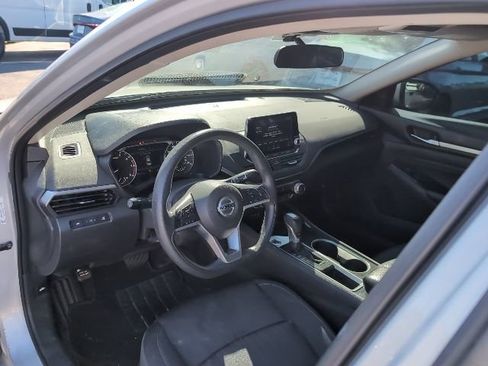 Used 2021 Nissan Altima 2.5 SV image 8