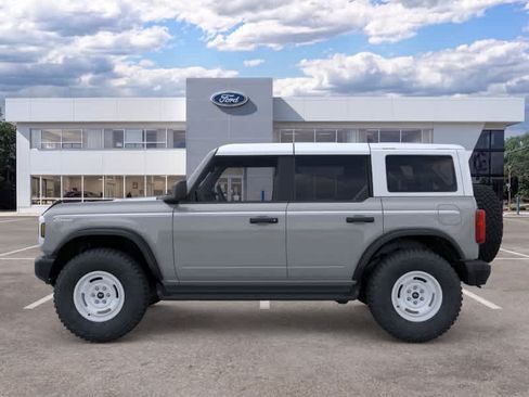 New 2026 Ford Bronco Heritage Edition AWD/4WD image 3