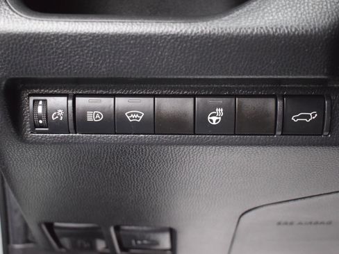 Used 2023 Toyota RAV4 XLE Premium AWD/4WD image 17
