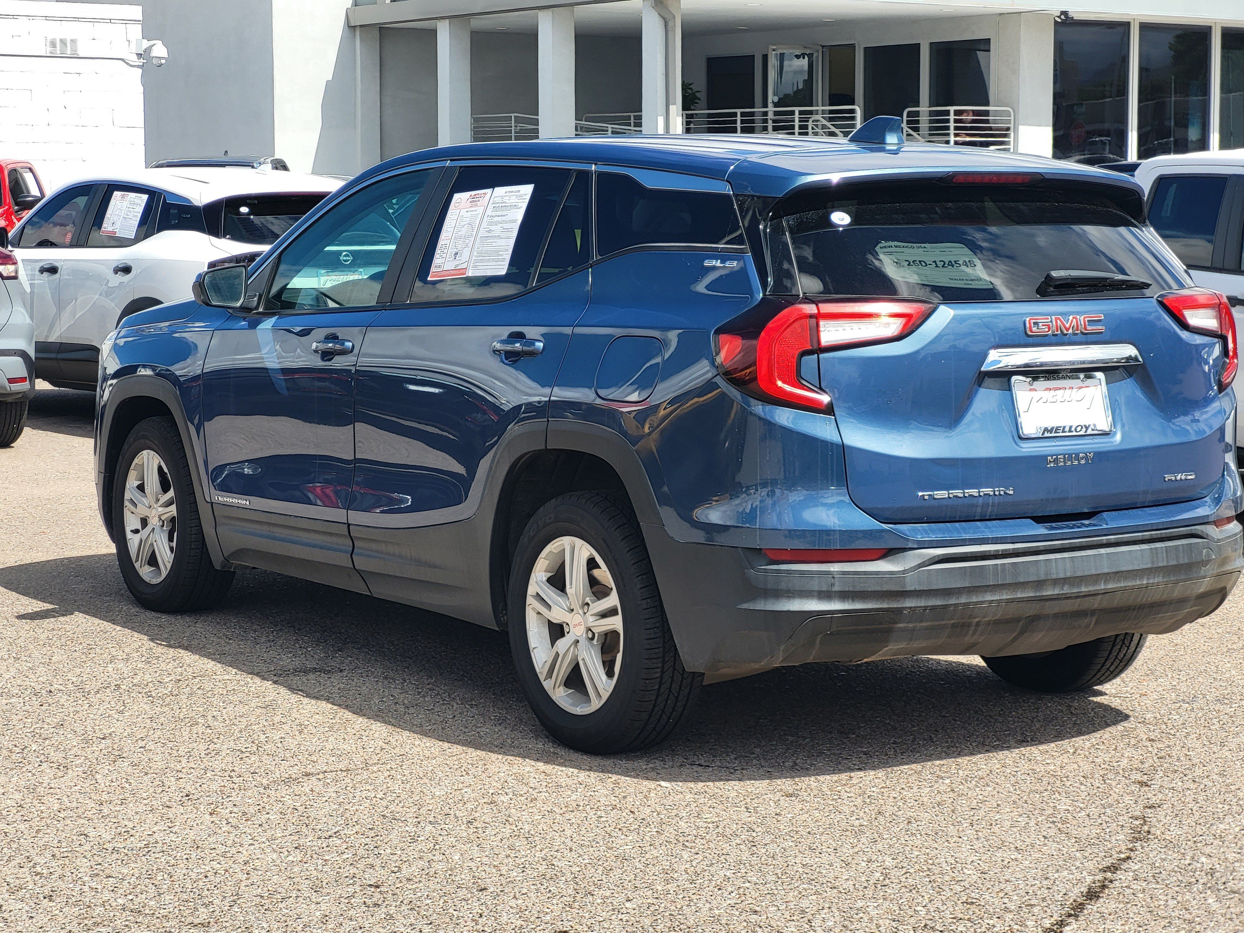 Used 2024 GMC Terrain SLE AWD/4WD image 6