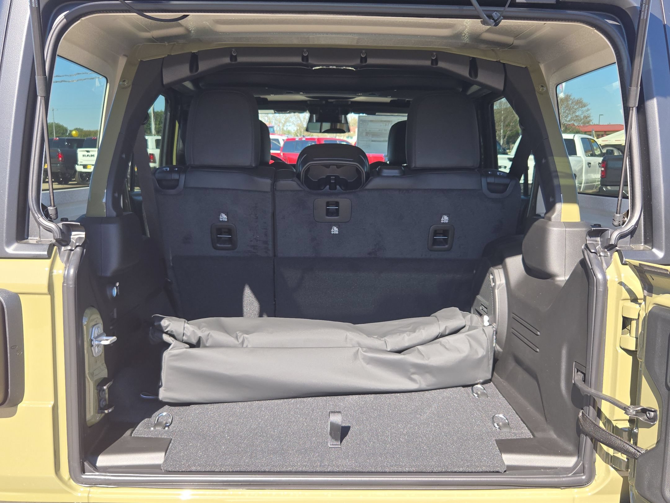 New 2027 Jeep Wrangler Unlimited Rubicon 392 AWD/4WD image 19
