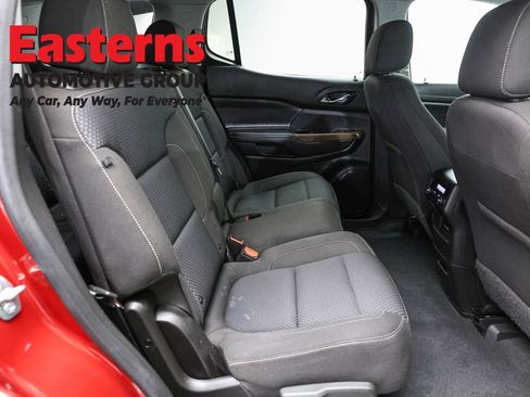 Used 2020 GMC Acadia SLE w/ Driver Convenience Package FWD image 25
