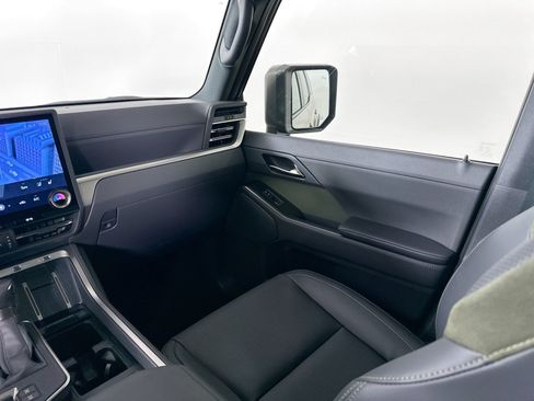 Used 2025 Lexus GX 550 AWD/4WD image 22