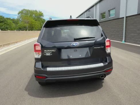 Used 2018 Subaru Forester 2.5i Premium w/ All-Weather Package AWD/4WD image 7