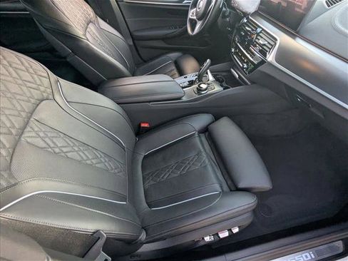 Certified 2023 BMW M550i xDrive w/ Executive Package image 22