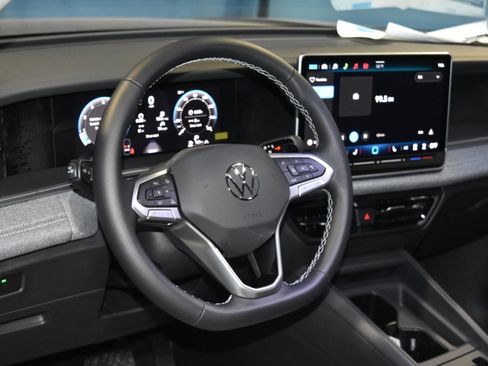 New 2026 Volkswagen Tiguan S image 2