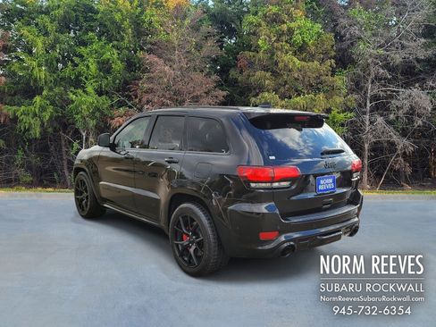 Used 2018 Jeep Grand Cherokee SRT w/ Trailer Tow Group IV image 21
