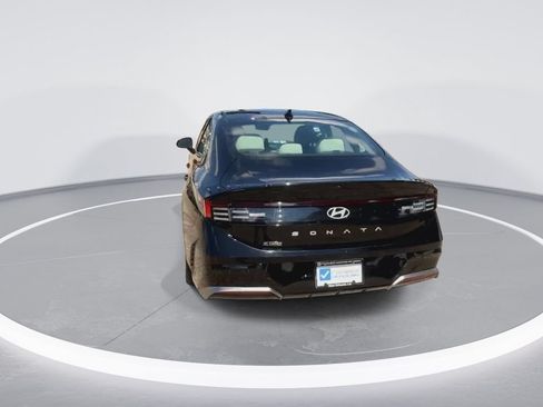 Used 2025 Hyundai Sonata SEL FWD image 7