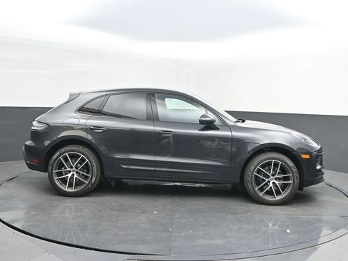 New 2025 Porsche Macan image 8
