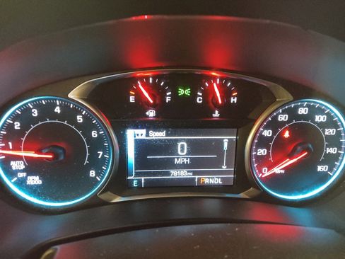 Used 2018 Chevrolet Equinox LT w/ Sun & Infotainment Package AWD/4WD image 23