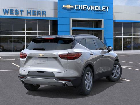 New 2026 Chevrolet Blazer LT AWD/4WD image 4