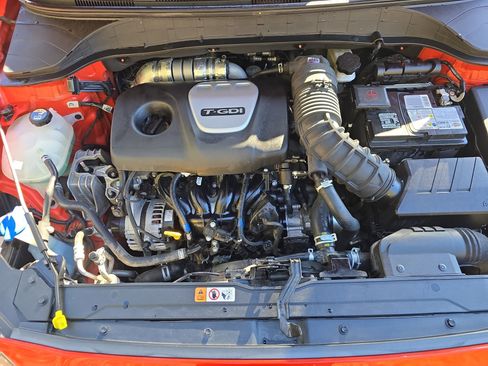 Used 2019 Hyundai Kona Limited image 32