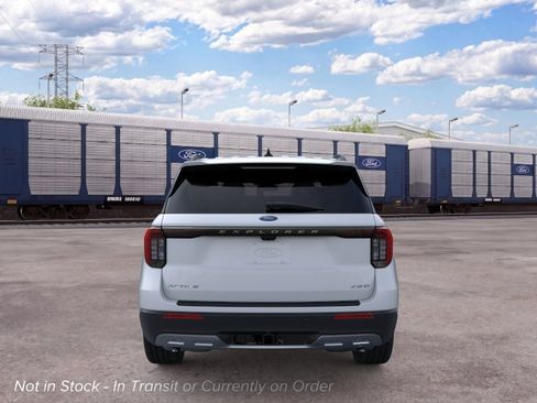 New 2026 Ford Explorer Active AWD/4WD image 6