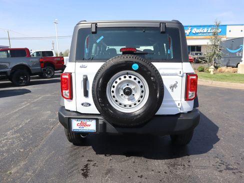 New 2026 Ford Bronco 4-Door AWD/4WD image 22